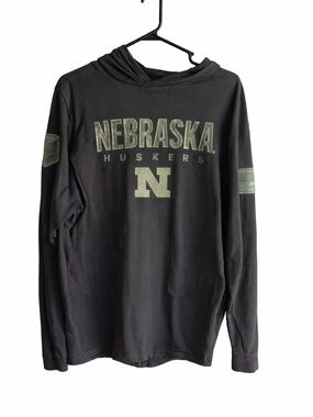 Nebraska Huskers OHT USA Military Hoodie Long Sleeve Shirt Mens Large Colosseum